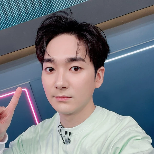 Fans' Pick: Best Moment of Aron