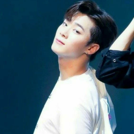 Today's Most Loved Moonbin (ASTRO)