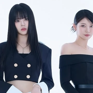 Top Photo Full of EVERGLOW Love