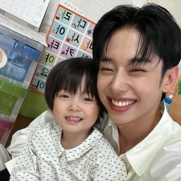 Top Photo Full of Kim Donghyun (AB6IX) Love