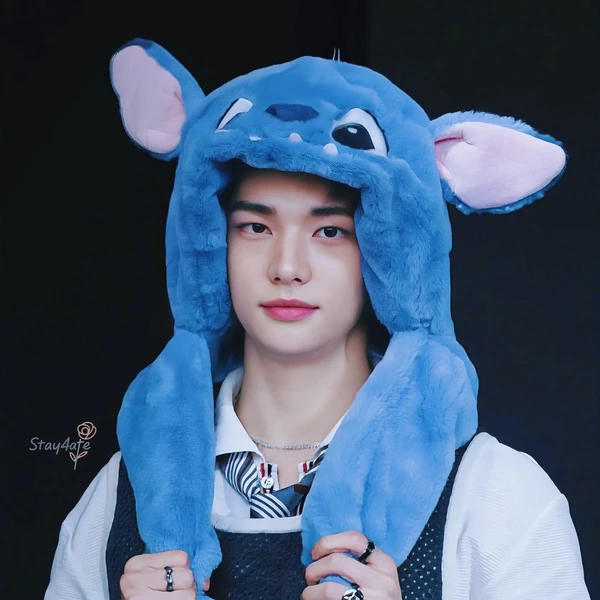Best moment chosen by Hyunjin (Stray Kids) fandom