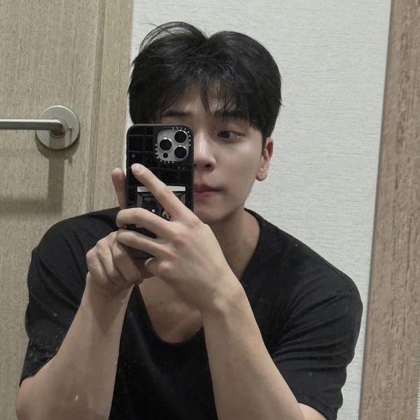 Today's Most Loved HYUK (OMEGA X)