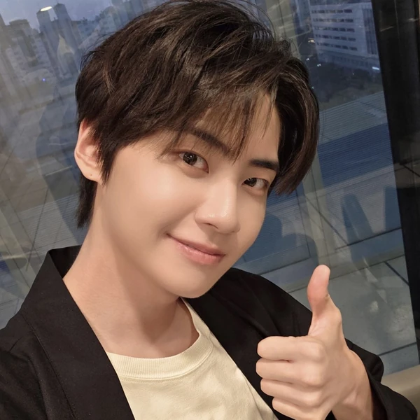 Top Photo Full of Lee Jinhyuk Love