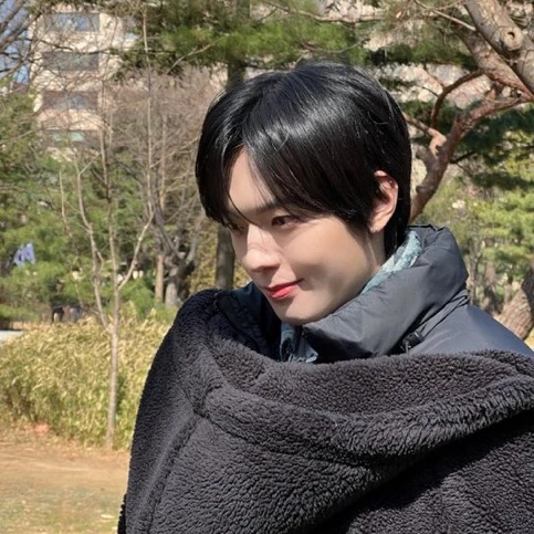 Fans' Pick: Best Moment of LEEJEONG (WHIB)