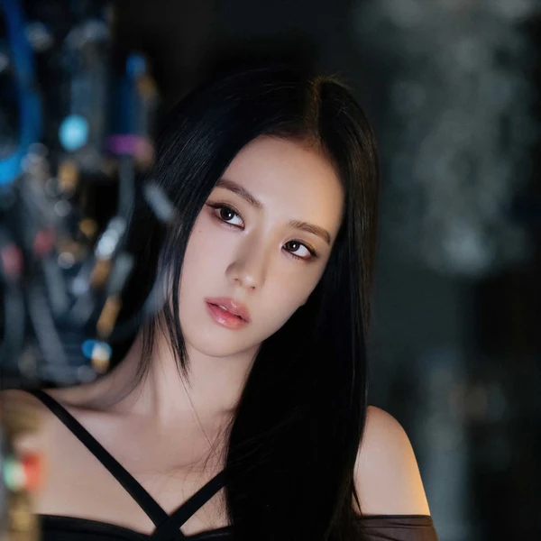 今天最受喜爱的智秀 (BLACKPINK)