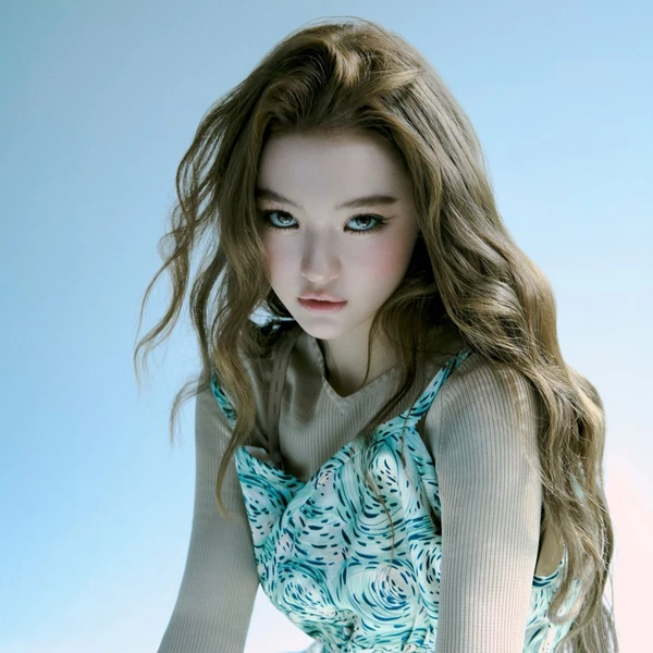 Top Photo Full of Ella (MEOVV) Love