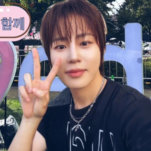 Today's Most Loved Ha Sungwoon
