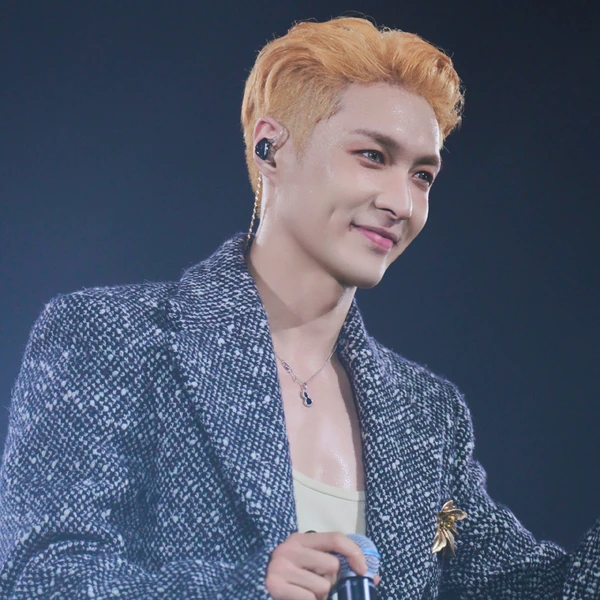 Today's Most Loved Lay (EXO)
