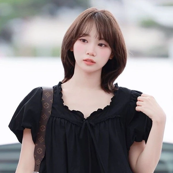 Today's Most Loved Kim Chaewon (LE SSERAFIM)
