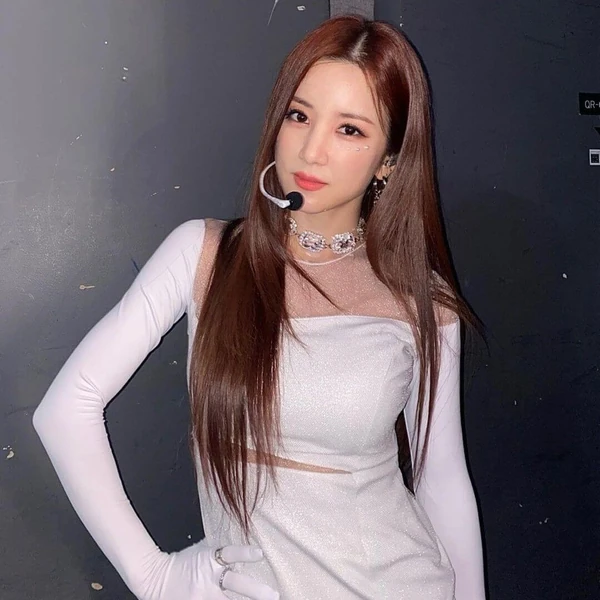 Today's Most Loved Park Chorong (Apink)