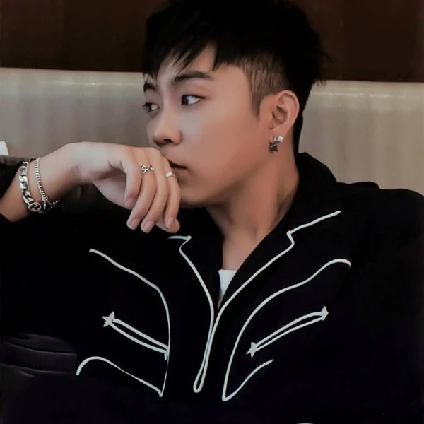 Top Photo Full of Eun Jiwon (SECHSKIES) Love