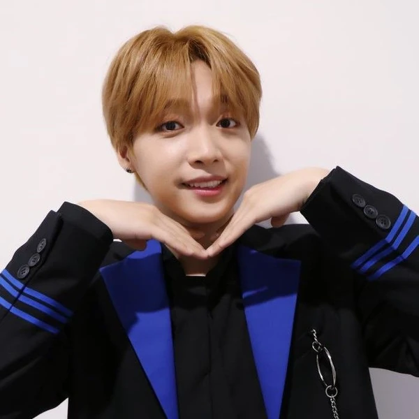 Top Photo Full of Jeong Sewoon Love