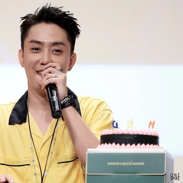Top Photo Full of Eun Jiwon (SECHSKIES) Love