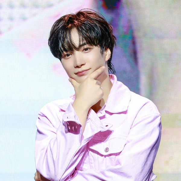Today's Most Loved Kim Jonghyeon