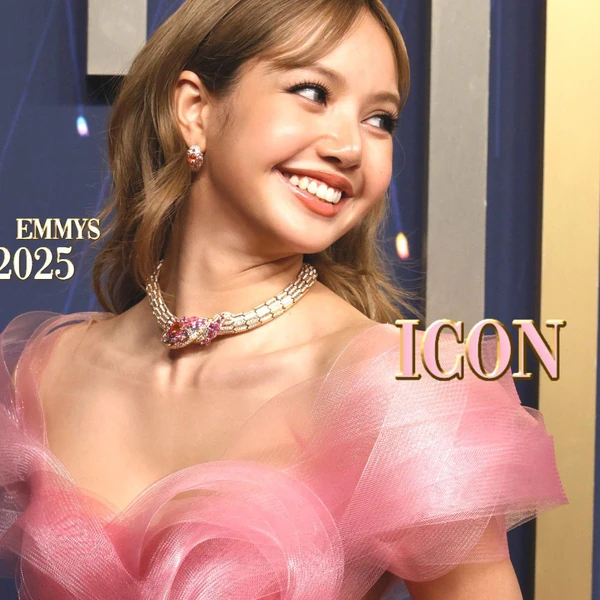 Today's Most Loved Lisa (BLACKPINK)