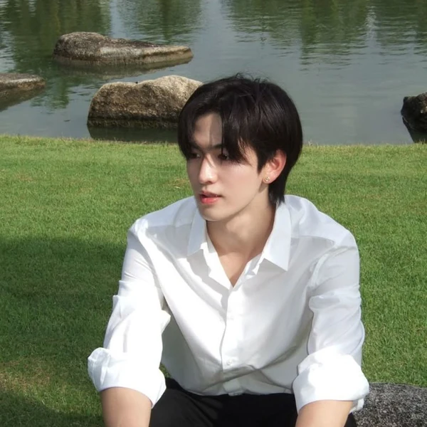 Today's Most Loved Jinwook (BUS)