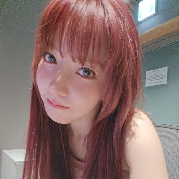 Top Photo Full of Sakura (LE SSERAFIM) Love