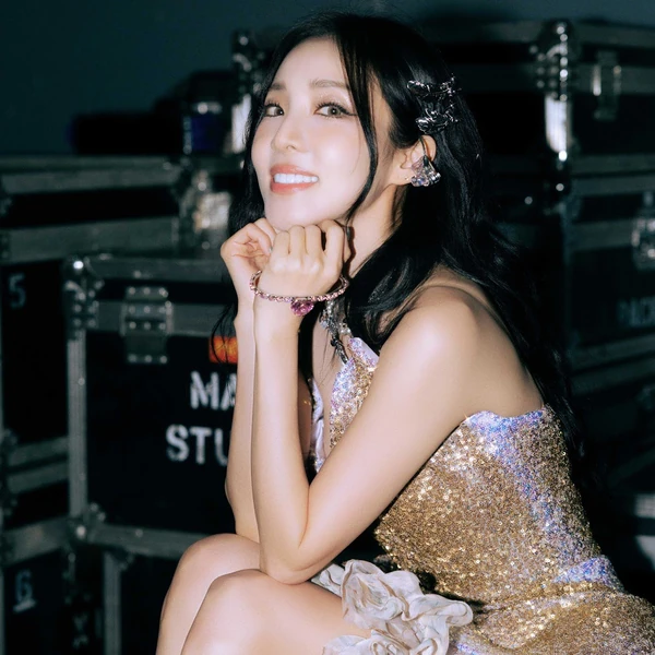 Today's Most Loved Sandara Park (2NE1)
