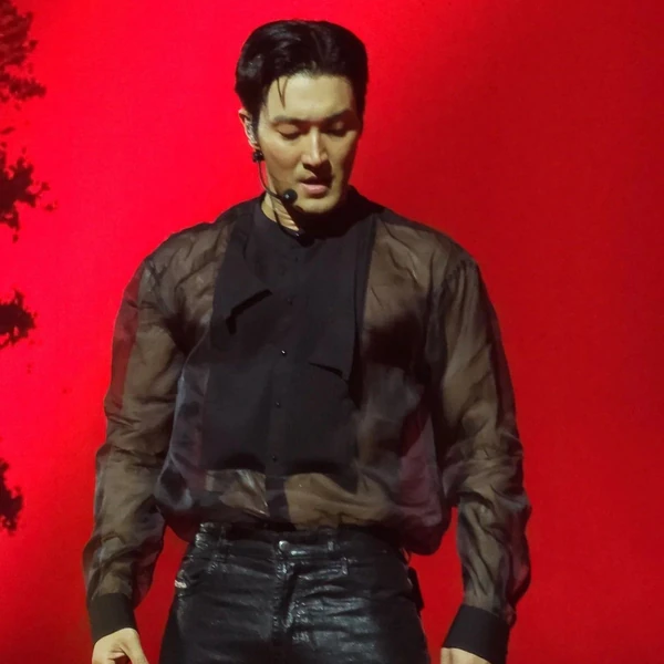 Today's Most Loved Siwon (Super Junior)