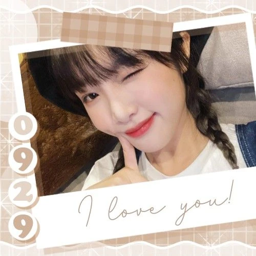 Top Photo Full of Choi Yena Love
