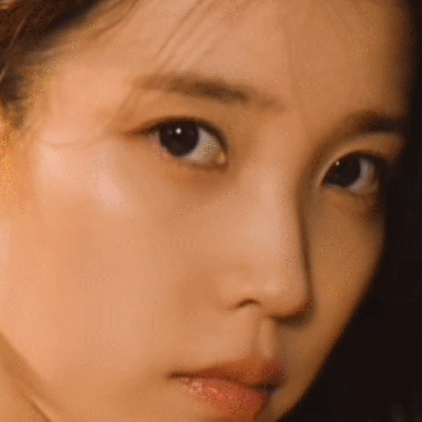 팬들이 뽑은 아이유 최고의 순간