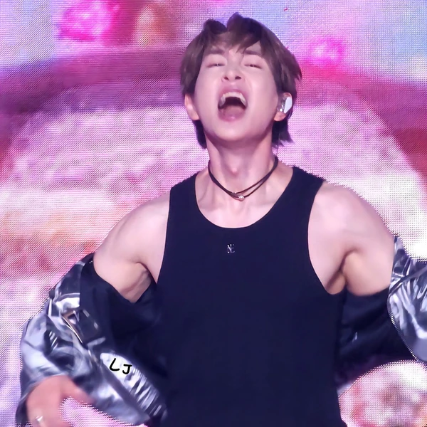 Fans' Pick: Best Moment of Onew (SHINee)
