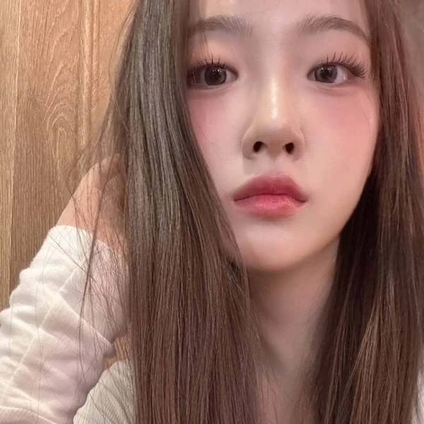 Top Photo Full of Chloe (cignature) Love
