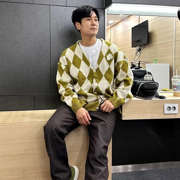 Fans' Pick: Best Moment of Kim Dongwan (SHINHWA)