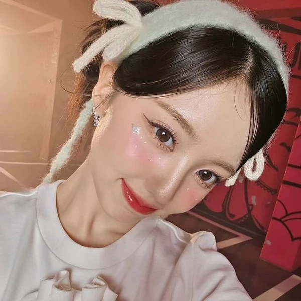 예서 (메이딘) 팬심 가득한 인기 사진
