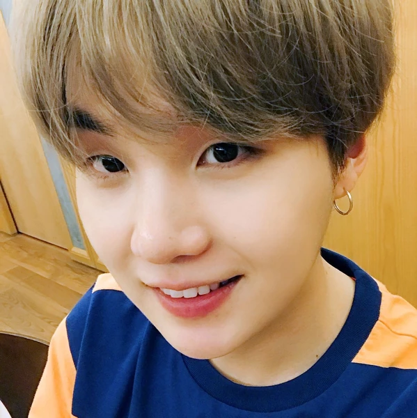 Momen Terbaik SUGA (BTS) Pilihan Penggemar