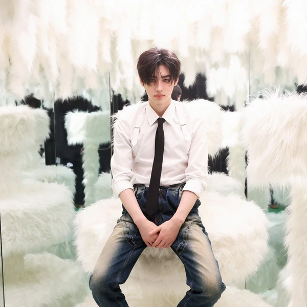 Top Photo Full of Sunghoon (ENHYPEN) Love