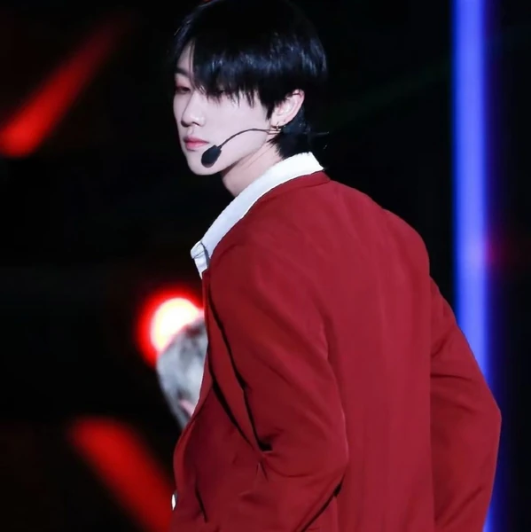 Today's Most Loved The 8 (SEVENTEEN)