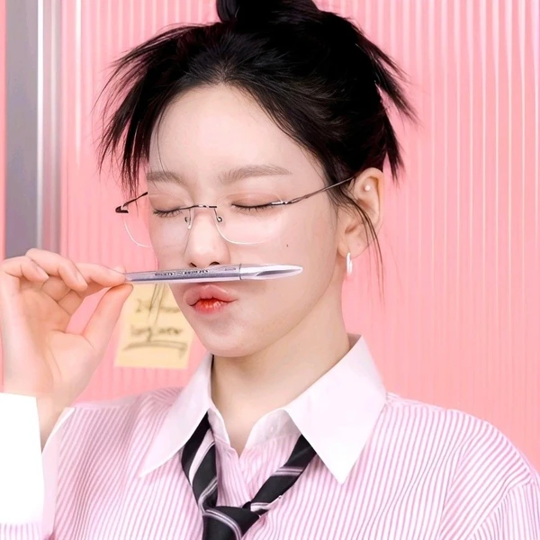 오늘 가장 사랑받은 태연 (소녀시대)의 모습