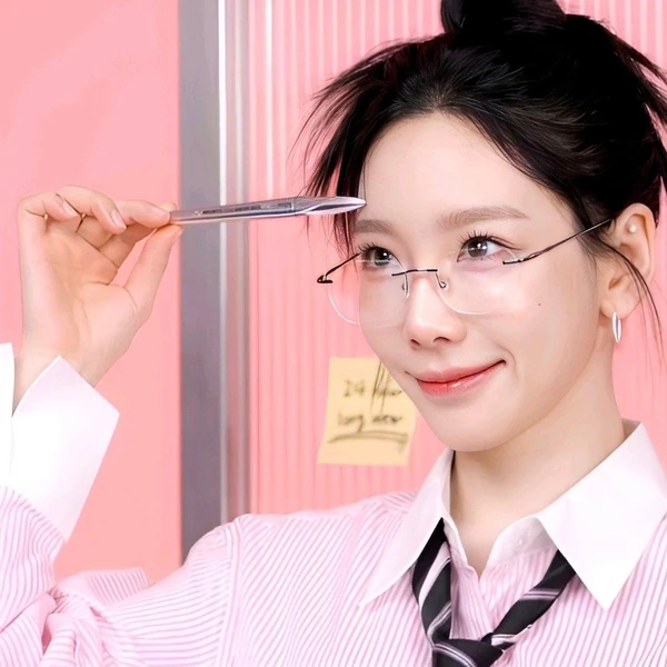 태연 (소녀시대) 팬심 가득한 인기 사진