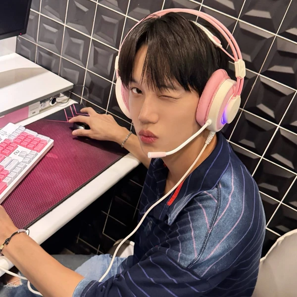 今日最受喜愛的Kai (EXO)