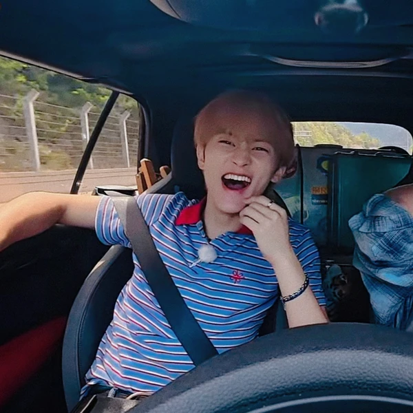 Momen Terbaik Mark (NCT 127, NCT DREAM) Pilihan Penggemar