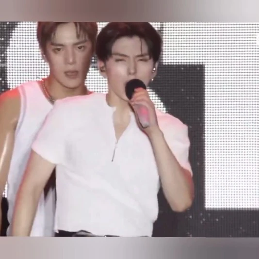 充满粉丝爱意的基贤 (MONSTA X)人气照片