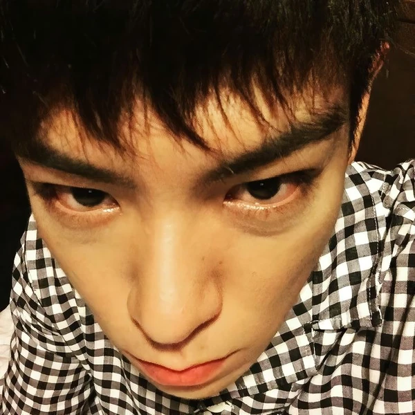 오늘 가장 사랑받은 T.O.P의 모습