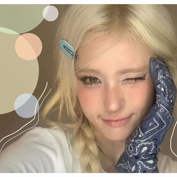 Top Photo Full of Jeon Somi Love