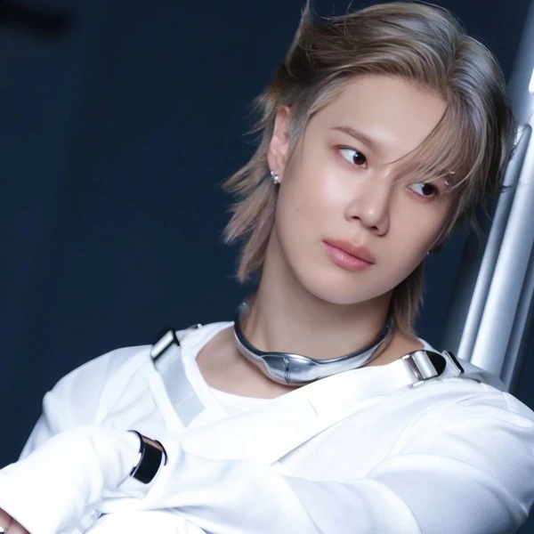 テミン TAEMIN 公式 ユニフォームWhite 白 Short ショート テミン TAEMIN 公式 ユニフォームWhite 白 Short ショート 動画
