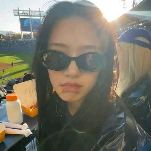 Top Photo Full of MOMOLAND Love