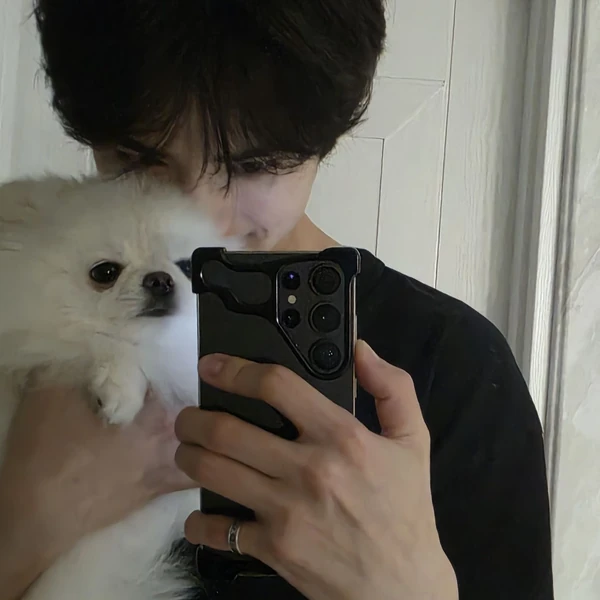 Top Photo Full of Younghoon (THE BOYZ) Love