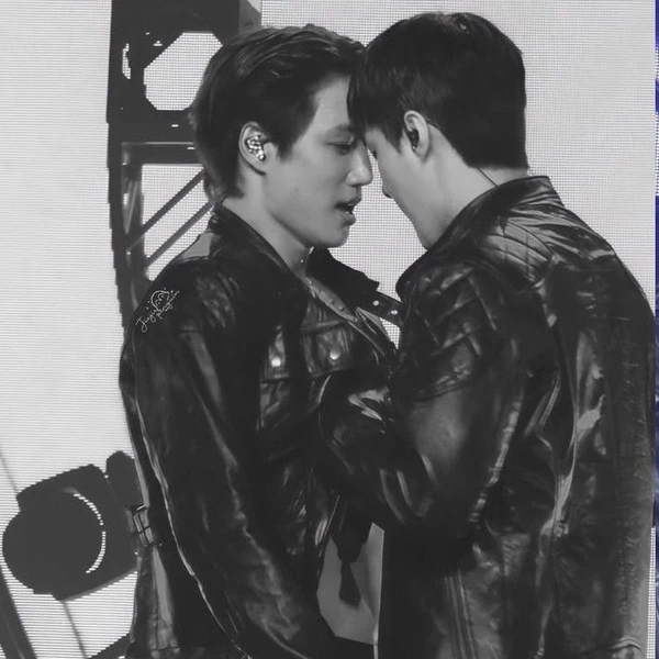 Fans' Pick: Best Moment of EXO