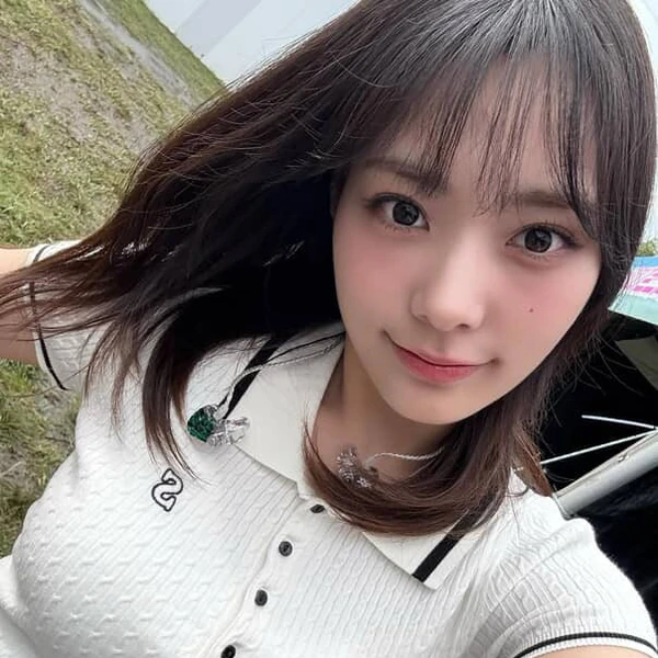 今日最受喜愛的始燕 (QWER)