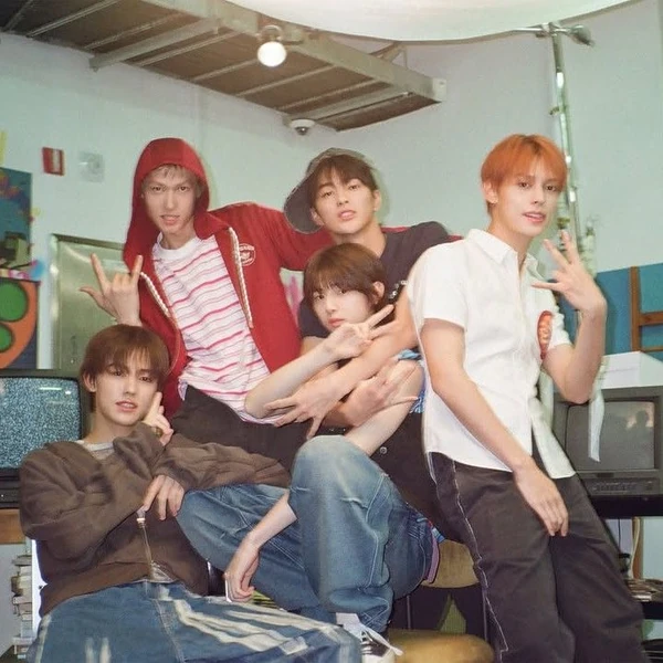 Top Photo Full of CORTIS Love