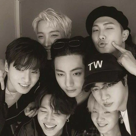 Top Photo Full of BTS Love