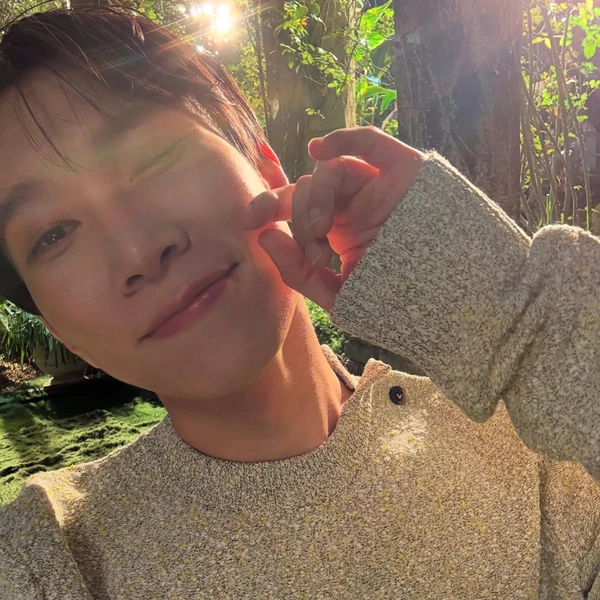 充满粉丝爱意的徐恩光 (BTOB)人气照片