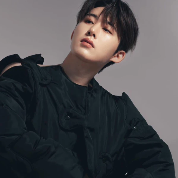 Top Photo Full of B.I Love