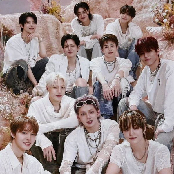 充满粉丝爱意的TREASURE人气照片