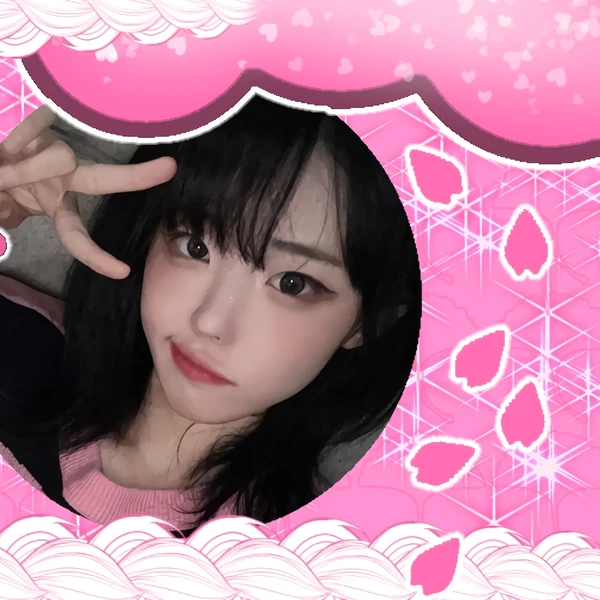 Top Photo Full of Hina (QWER) Love